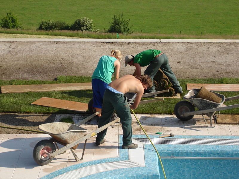 Instandstellung der Garten- und Poolanlage