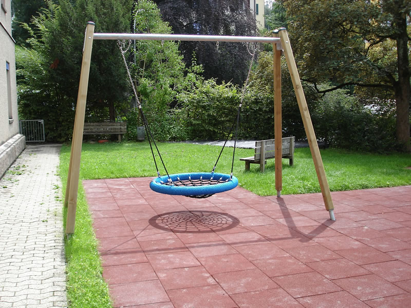 Renovierter Spielplatz